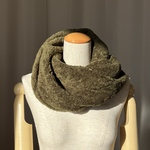 あったかねじりスヌード　オリーブ