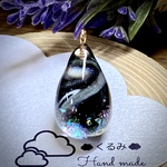 しずく型ペンダント アンドロメダ銀河 26×16mm