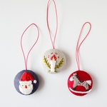【３個セット】手刺繍クリスマスオーナメント
