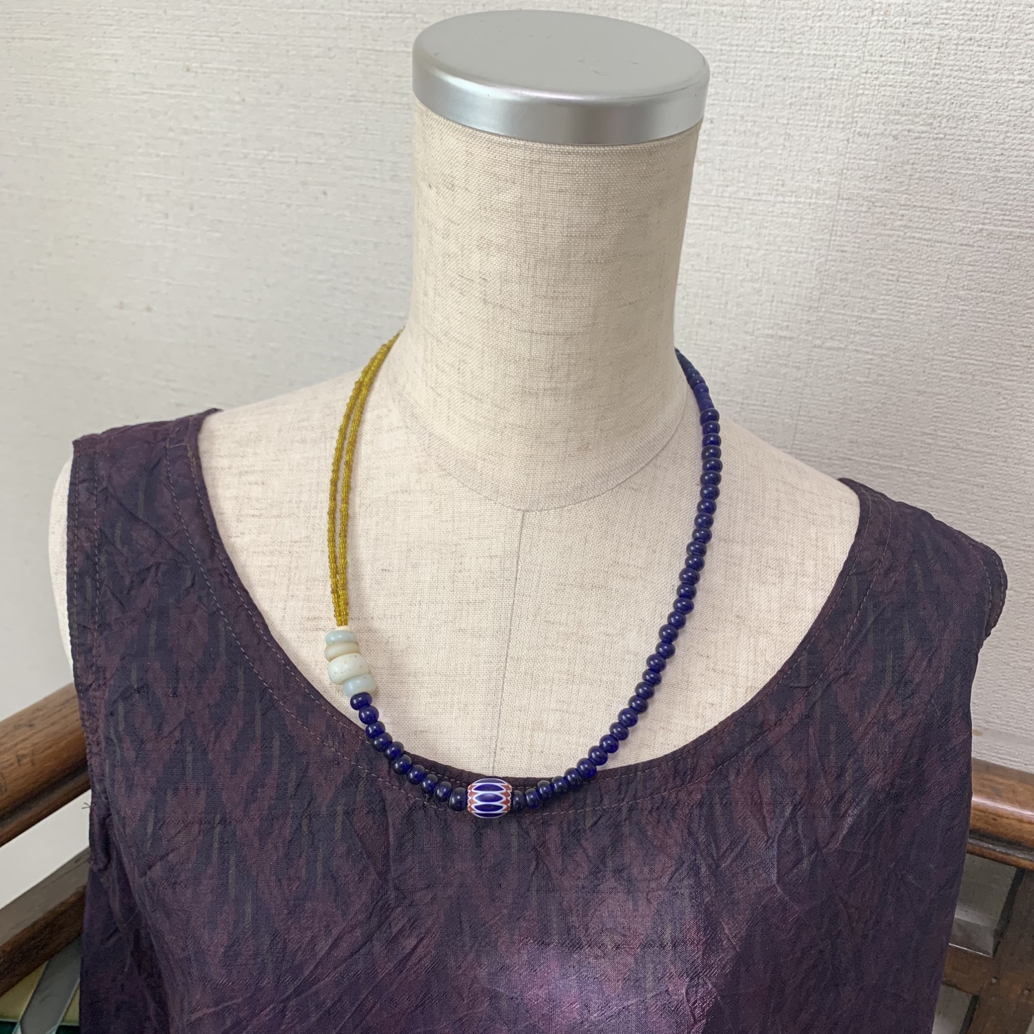 美品 シェブロンとドゴンビーズのネックレス - KAZAROU