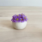 小さな陶器の花器　ぼうる　