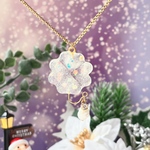 ice clover necklace  レジン　四つ葉　クローバー　氷　ネックレス　ペンダント　ゴールド　冬　雪　幸福　幸せ　happy  クリスマス　プレゼント　ギフト　淡水パール　サージカル