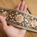 1mカット済【インド刺繍リボン】シルク　刺繍　リボン　りぼん   【グレー】