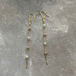 フェアリーパールのアシンメトリー ピアス/イヤリング