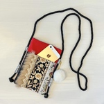 ファー×レッド 刺繍リボンのスマホポシェット/スマホポーチ スマホショルダー　