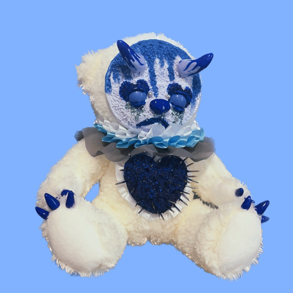 ハンドメイド ぬいぐるみ くま 90-year-old grandmother creates over 1,000 teddy bears using