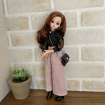 NO,241 リカちゃん　服　ペールピンク　コーデュロイ　ワイドパンツ　オーガンジー袖のブラウス　ショルダーバック　秋のお出かけコーデ　リアルクローズ