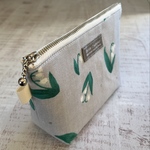 手のひらサイズのポーチ　すずらん