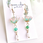 シャボン玉を包む蓮の花(ピアス,イヤリング)(ディップアート)