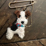 ワイヤーフォックステリア　犬　刺繍　ブローチ
