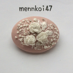 刺繍ブローチ