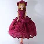 ジェニーちゃんのローズマダー色綿レースのワンピース