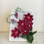つまみ細工  くるみボタンの花•紅