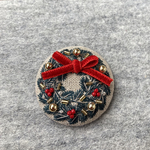 リネン生地刺繍ブローチ