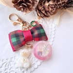NEW🎄　くまとミニシャカのダブルリボンチャーム　クリスマスvers. ②ピンク　レジンキーホルダー