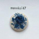 刺繍ブローチ