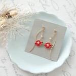 椿×ウェーブ　ピアス/イヤリング