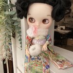 水彩画のようなお着物☆ブライス　アウトフィット☆着物☆水彩画　花柄☆ネオブライス☆1/6ドール着物☆ファー襟巻＆ポシェット付き