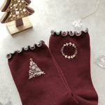 Noel〜手縫い刺繍左右柄違い靴下(ツリー&リース)RED