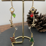 クリスマス！揺れるアシンメトリーロングピアス・イヤリング♡