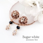 特別価格🉐 金具の追加料金もナシ🎶 pine cone jewelry ✵ 宝石まつぼっくりの耳飾り 《ブラック》