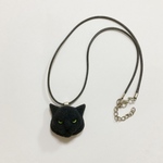 羊毛フェルト 猫ネックレス 黒猫