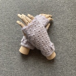 シルクモヘアの指なし手袋