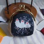 【５/５出品】ころりん白文鳥(青菜結晶柄)がまぐち