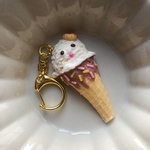 アイスクリームのおばけ　キーホルダー