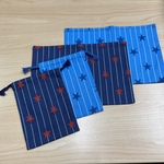 【期間限定送料無料】w60×40cm ランチョンマット w15×20cmマチつきコップ袋【給食2点セット】 紺色&濃い水色 星  ストライプ 男の子 小学校 オックス