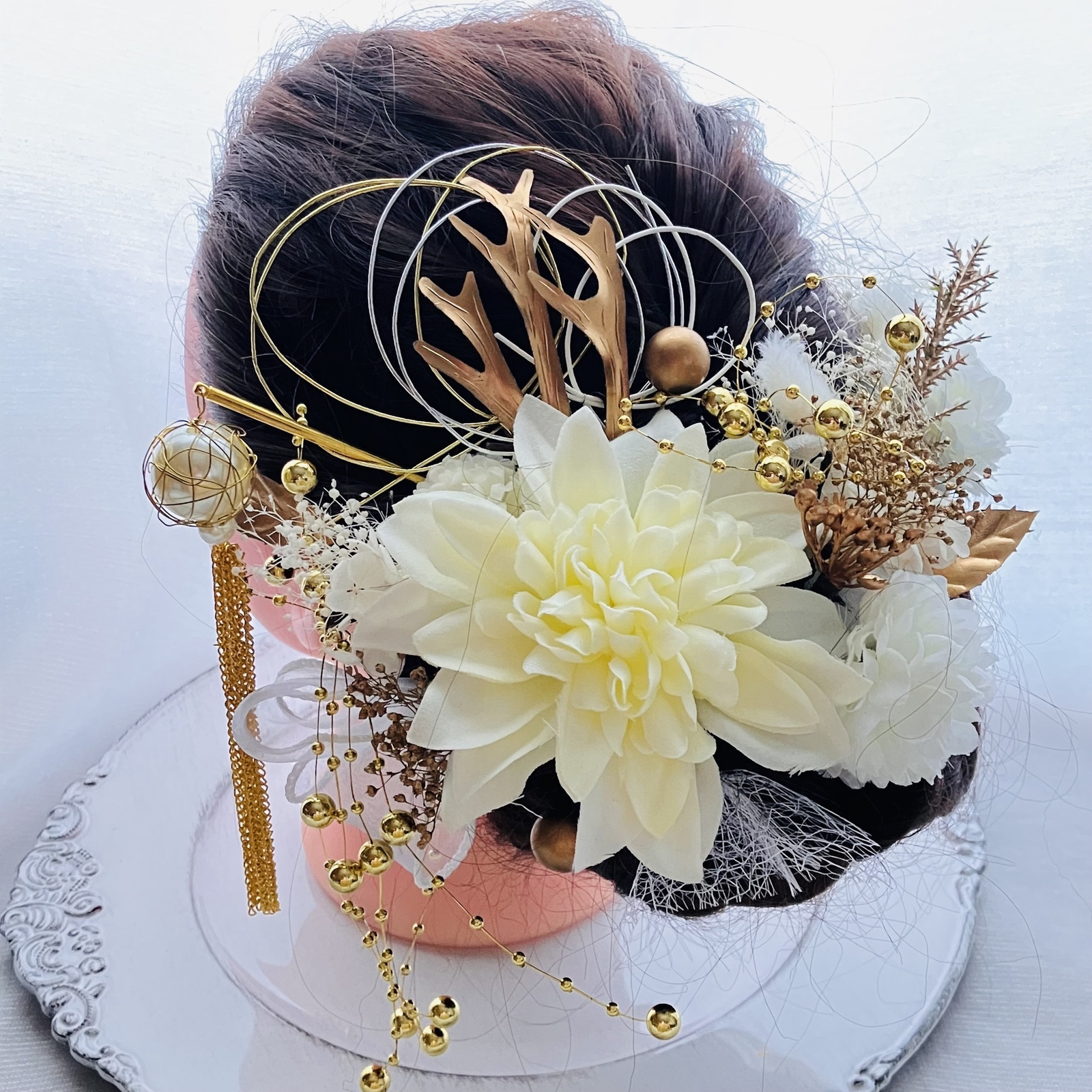 【F1705HE49】ホワイト♡ヘッドドレス　髪飾り・結婚式・和婚　簪　佐川急便 Amazon.co.jp: 髪飾り かんざし ヘッドドレス 結婚式 コーム