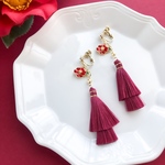 【大ぶり】椿の2段タッセルイヤリング【ピアス/イヤリング】受注製作