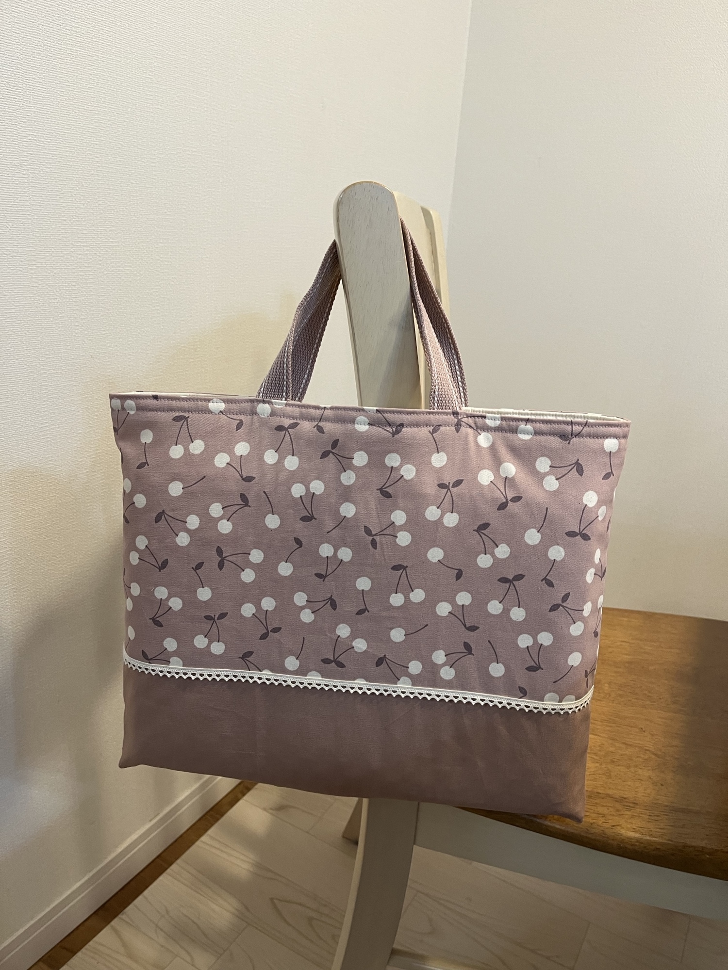 さくらんぼ　くすみピンク　レッスンバッグ　花柄　上履き袋　てさげ　入園　入学 さくらんぼくすみピンクレッスンバッグ花柄上履き袋てさげ入園入学