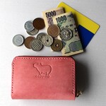 カピバラのラウンドファスナーミニ財布　ピンク×ボルドー