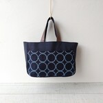 ミナペルホネンタンバリン[ネイビー×ブルー]とネイビー帆布　 トートバッグ 