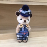 ハンドメイド　トラデッショナルな小さなテディベア風クマぬいぐるみ🧸ベージュ　E
