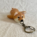 【羊毛フェルト】かじる柴犬のキーホルダー