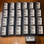 【nijikuma517様専用オーダー作品】🎼クラフトバンドのピアノ柄🎹ペン立て✨