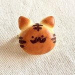 おひげ猫のパンブローチ