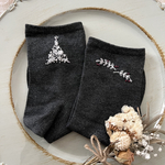 Noel〜4箇所刺繍♪手縫い刺繍左右柄違い靴下(ツリー&リーフ)ラメ入りグレー