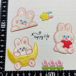 可愛いウサギうさぎ刺繍アイロンワッペンシールタイプ兎　卯年　新年刺繍アイロンワッペン　シールタイプ