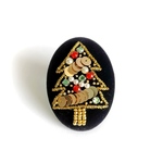 クリスマス　刺繍ブローチ