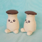 エリンギのぬいぐるみ