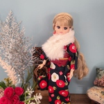 リカちゃん着物  【フェイクファーショール付 寒椿深縹×艶深緋帯】リカちゃん服