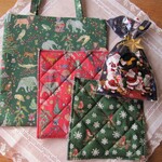 F    リバティクリスマスの　ミニバッグセット　グリーン系　お一人様一点でお願いいたします。