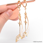 ひねりワイヤー×スワロフスキーのロングイヤリング(金具は樹脂ピアス・樹脂イヤリング・フックピアス・フープイヤリングからお選びいただけます)