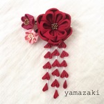 つまみ細工 赤い花のヘアクリップ＆ブローチ 正絹