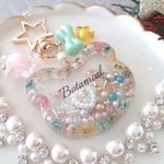 かすみ草🌺ドライフラワー🧸大人っぽクマ型　シェイカーキーホルダー　シャカシャカキーホルダー　本物のお花　レジン　シェイカー　シャカシャカ