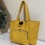 大きなボタンのトートバッグ(マスタード)