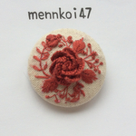 刺繍ブローチ